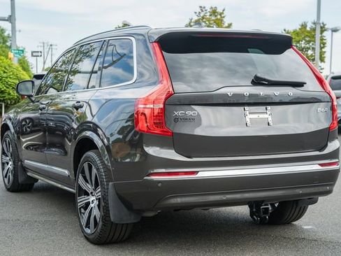 Certified 2023 Volvo XC90 B6 Ultimate w/ Lounge Package AWD/4WD image 5
