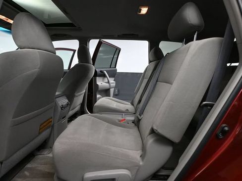Used 2010 Toyota Highlander 4WD image 36