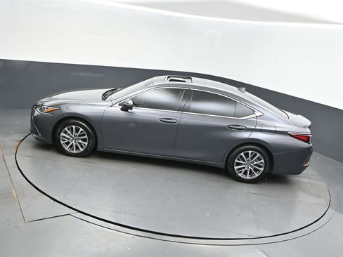 Used 2024 Lexus ES 350 image 32