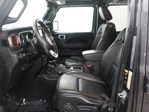 Used 2021 Jeep Gladiator Mojave image 17