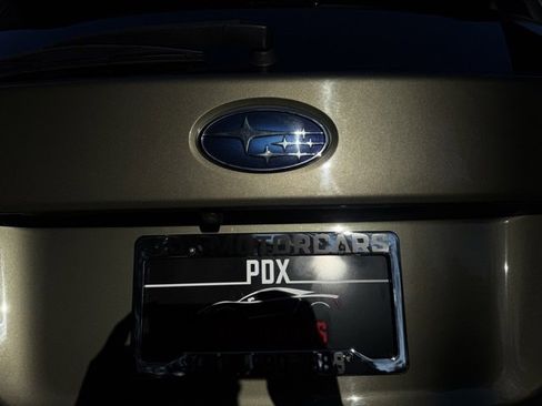 Used 2017 Subaru Outback 2.5i Limited w/ Popular Package #5 image 28