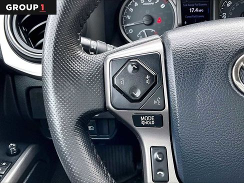 Used 2019 Toyota Tacoma SR5 AWD/4WD image 24