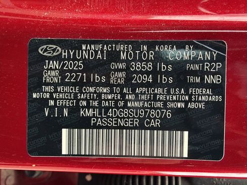 Certified 2025 Hyundai Elantra SE FWD image 31