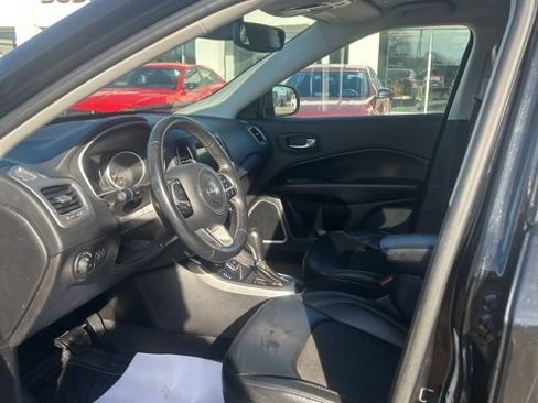 Used 2018 Jeep Compass Latitude w/ Popular Equipment Group image 13