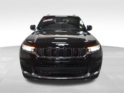 New 2025 Jeep Grand Cherokee L Laredo w/ Luxury Tech Group I image 3