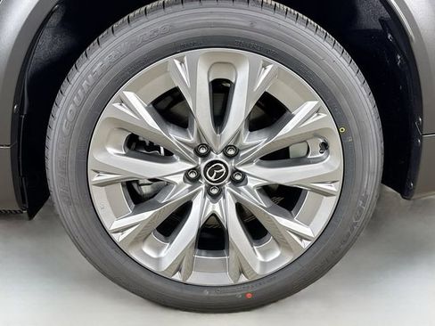New 2026 MAZDA CX-90 3.3 Turbo w/ Preferred Package AWD/4WD image 32