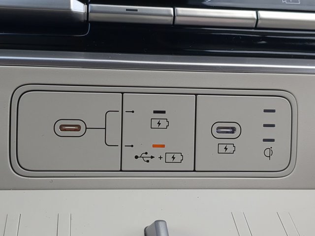Certified 2025 Hyundai Santa Fe SEL FWD image 21