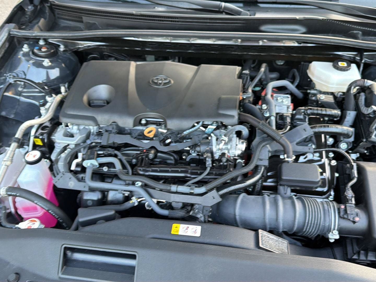Certified 2025 Toyota Camry SE FWD image 33