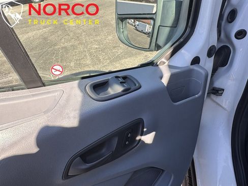 Used 2018 Ford Transit 250 250 T250 Low Roof Cargo w/ Exterior Upgrade Package image 16