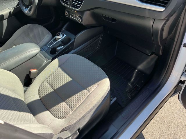 Certified 2020 Ford Escape SE FWD image 23