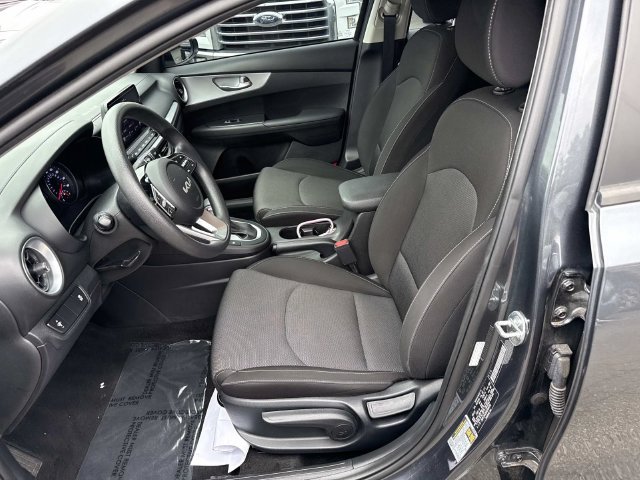 Used 2024 Kia Forte LXS FWD image 12