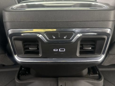 Certified 2023 Chevrolet Silverado 1500 High Country AWD/4WD image 22