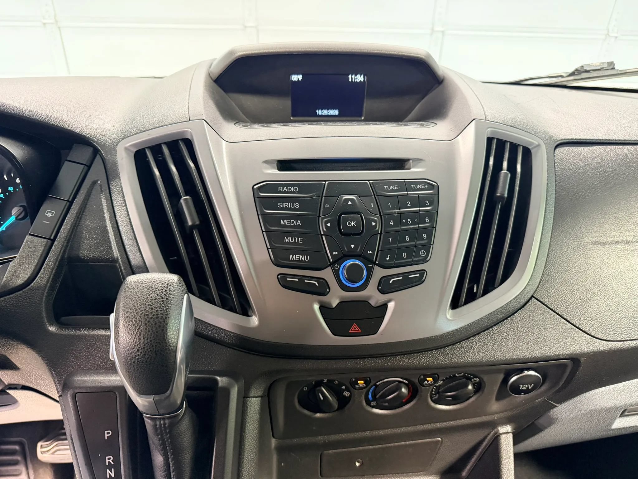 Used 2019 Ford Transit 150 XLT RWD image 10