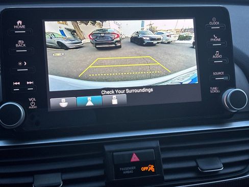 Used 2022 Honda Accord Sport image 19