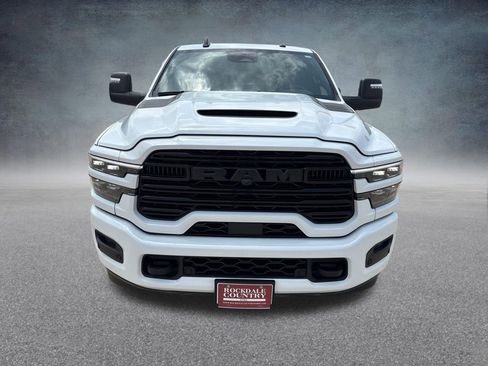 Used 2025 RAM 2500 Laramie w/ Night Edition AWD/4WD image 8
