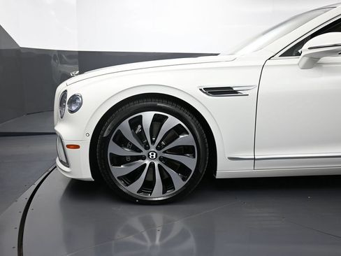 New 2026 Bentley Flying Spur Plug-In Hybrid AWD/4WD image 12