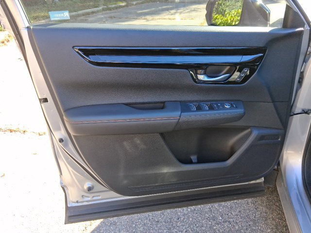 Used 2025 Honda CR-V Sport Touring image 10