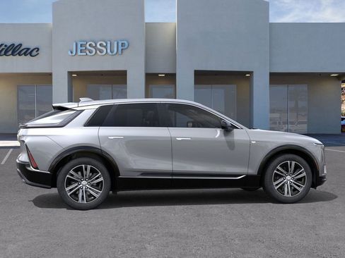 New 2026 Cadillac Lyriq Premium Luxury image 5