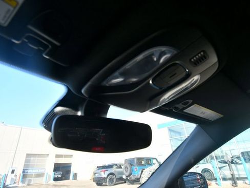 Used 2024 Jeep Compass Latitude AWD/4WD image 25