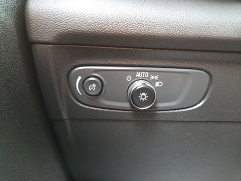 Used 2021 Buick Envision Essence w/ Sport Touring Package AWD/4WD image 46
