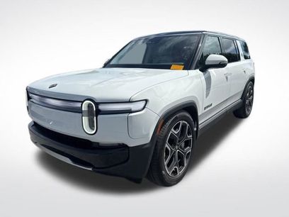 Used 2025 Rivian R1S Adventure