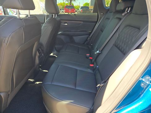 New 2026 Nissan Murano Platinum AWD/4WD image 13