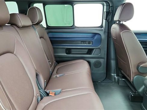 Used 2025 Volkswagen ID. Buzz Pro S image 23