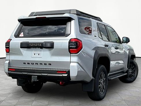 New 2026 Toyota 4Runner SR5 AWD/4WD image 7