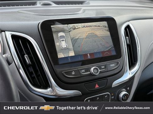 Used 2018 Chevrolet Equinox Premier image 23
