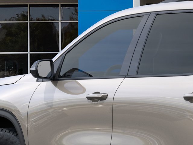 New 2027 Chevrolet Traverse Z71 w/ Enhanced Driving Package AWD/4WD image 12