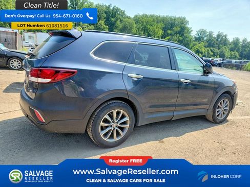 Used 2017 Hyundai Santa Fe SE FWD image 4