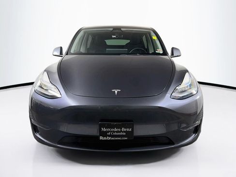 Used 2023 Tesla Model Y Long Range AWD/4WD image 2