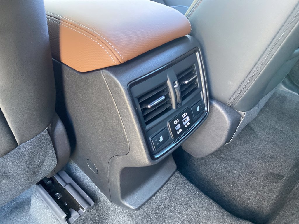 New 2026 Subaru Forester Touring AWD/4WD image 13