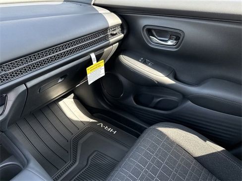 New 2025 Honda HR-V LX image 27