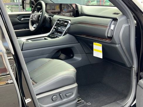 New 2026 Nissan Armada SL w/ Captain's Chari Seat Package AWD/4WD image 28