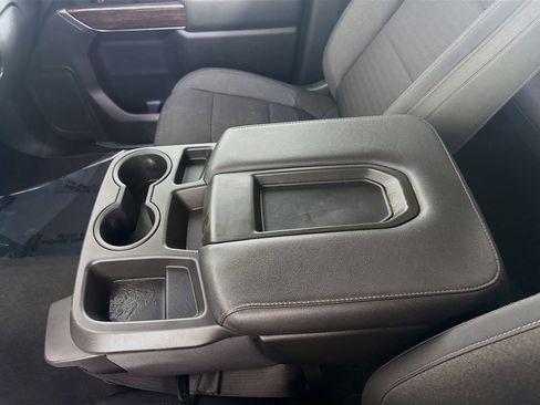 Used 2019 GMC Sierra 1500 SLE w/ SLE Value Package image 18