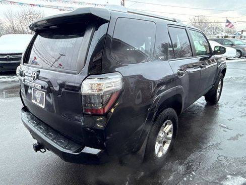 Used 2016 Toyota 4Runner SR5 image 5