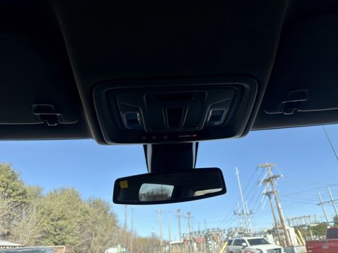 Used 2022 GMC Sierra 1500 SLT image 25