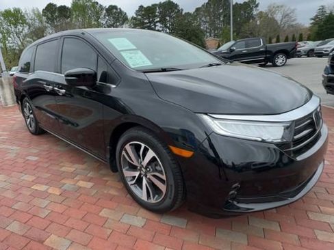 Certified 2023 Honda Odyssey Touring image 5