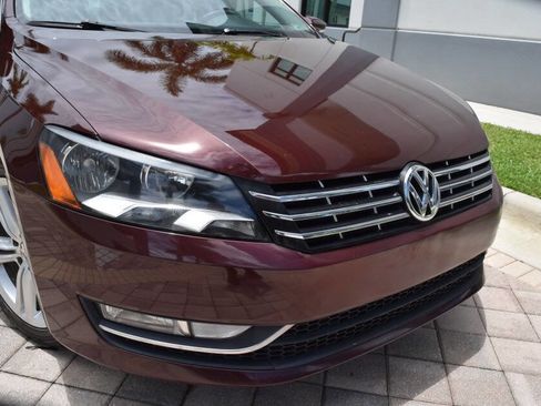 Used 2013 Volkswagen Passat TDI SEL Premium FWD image 8