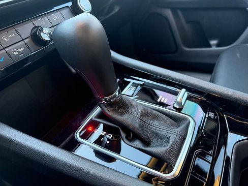 Used 2025 Jeep Compass Latitude w/ Altitude Special Edition image 24