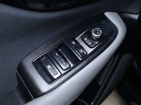 Used 2024 Subaru Outback Premium image 13