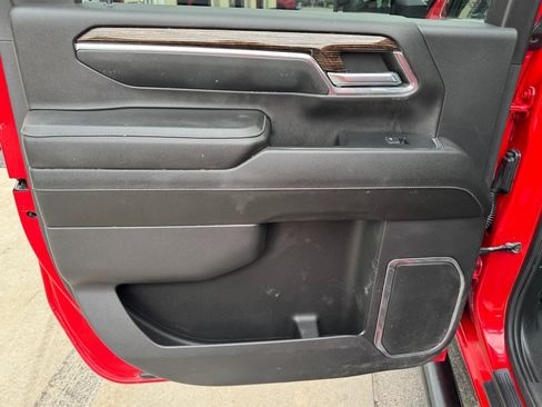 Used 2024 GMC Sierra 2500 SLE image 21