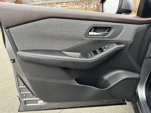 Certified 2021 Nissan Rogue SV image 23