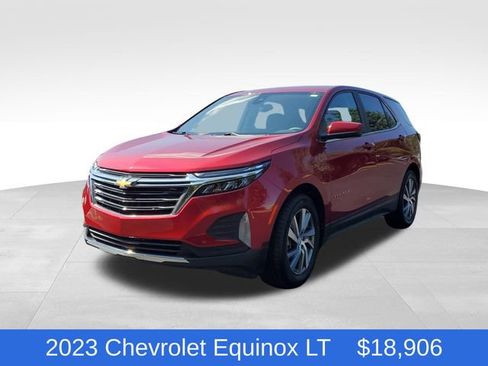 Certified 2023 Chevrolet Equinox LT image 2