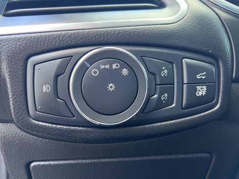 Used 2021 Ford Edge Titanium w/ Cargo Accessory Package image 25