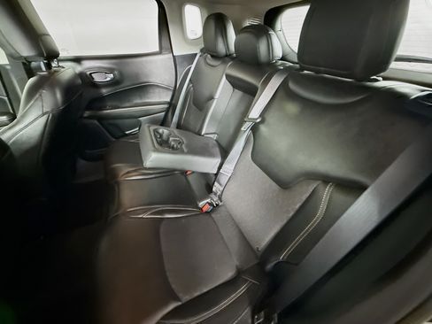 Used 2018 Jeep Compass Latitude w/ Popular Equipment Group image 28