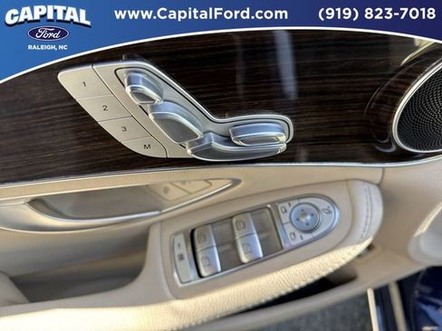 Used 2017 Mercedes-Benz C 300 Sedan image 21