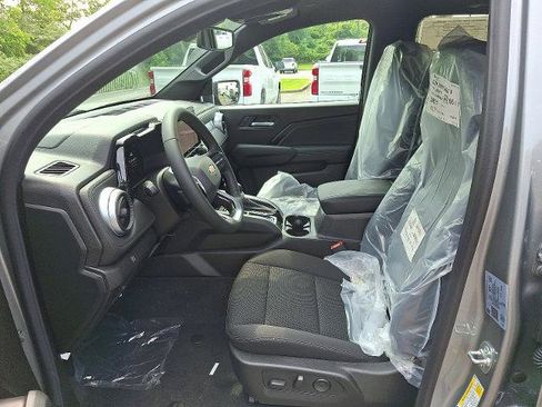 New 2025 Chevrolet Colorado LT w/ Advanced Trailering Package image 6