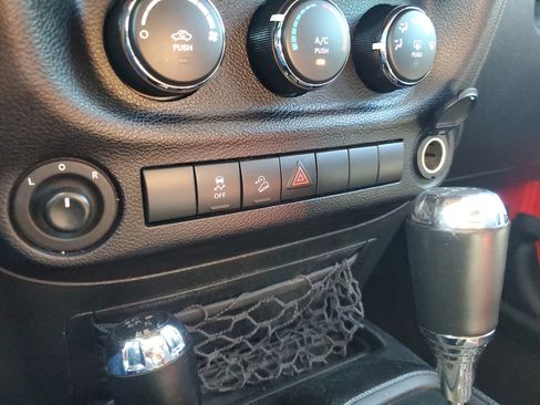 Used 2016 Jeep Wrangler Unlimited Sport w/ Quick Order Package 24S image 37